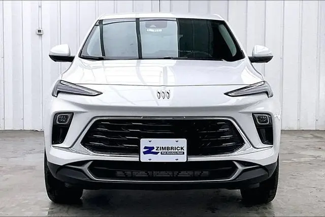 2026 Buick Encore GX Preferred AWD photo 3