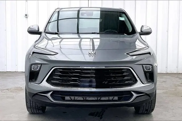 2024 Buick Encore GX Preferred AWD photo 3