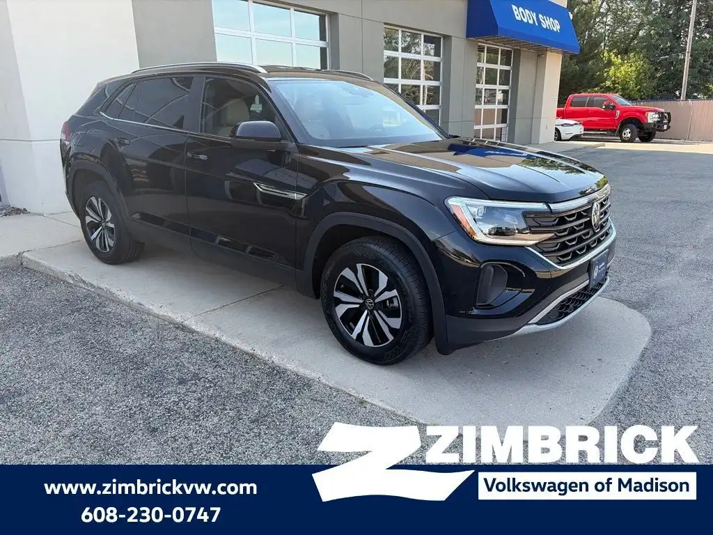 2026 Volkswagen Atlas Cross Sport 2.0T SE 4MOTION's photo