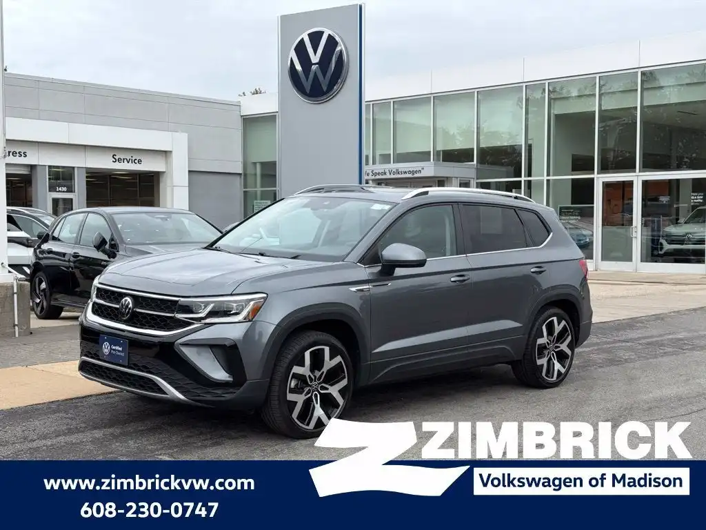2023 Volkswagen Taos 1.5T SEL's photo