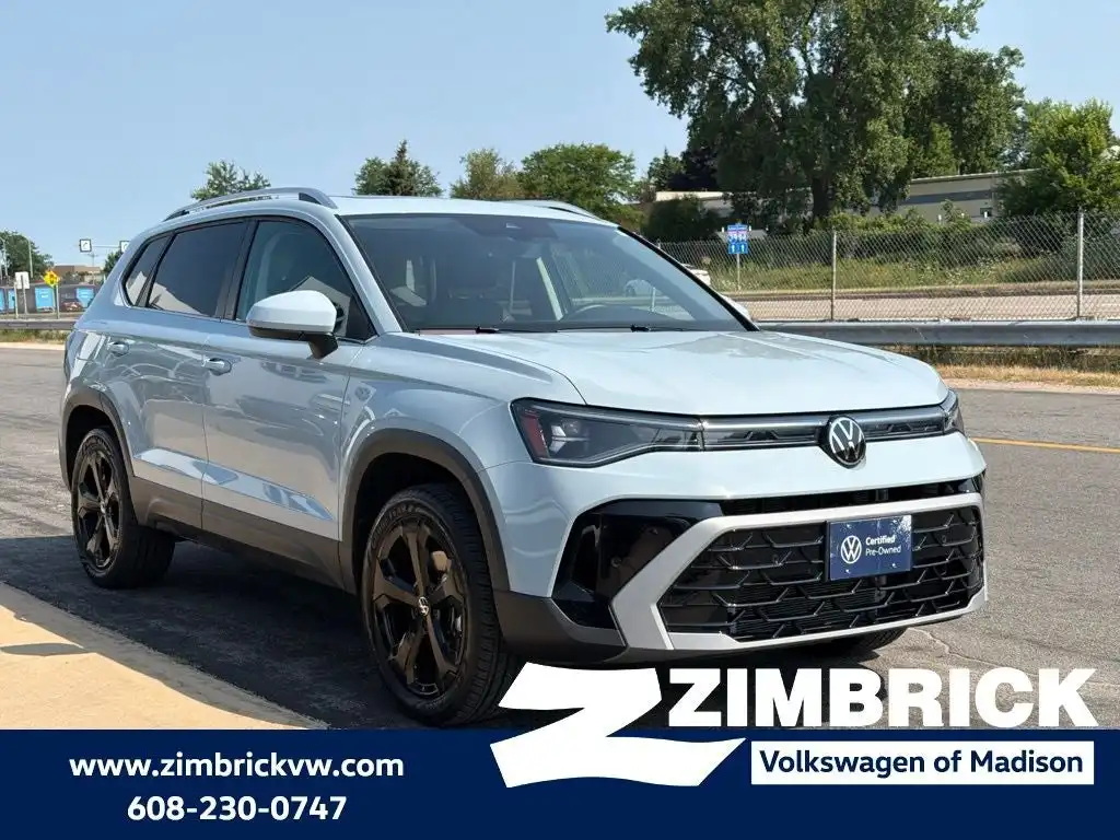 2025 Volkswagen Taos 1.5T SEL 4Motion's photo
