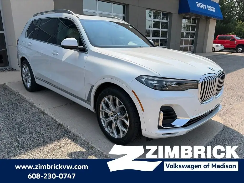 2022 BMW X7 xDrive40i's photo