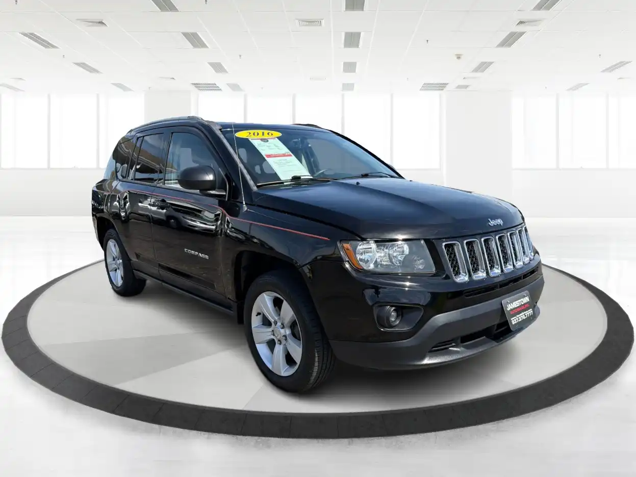 2016 Jeep Compass Sport's photo