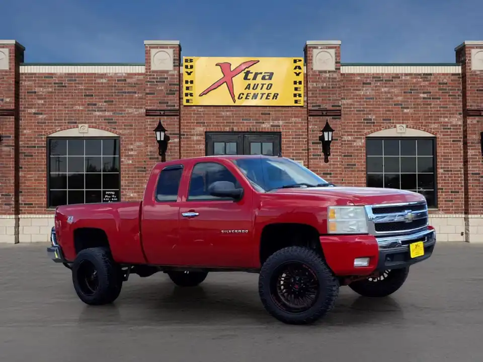 2011 Chevrolet Silverado 1500 LT 4X4 Extended Cab MWB's photo