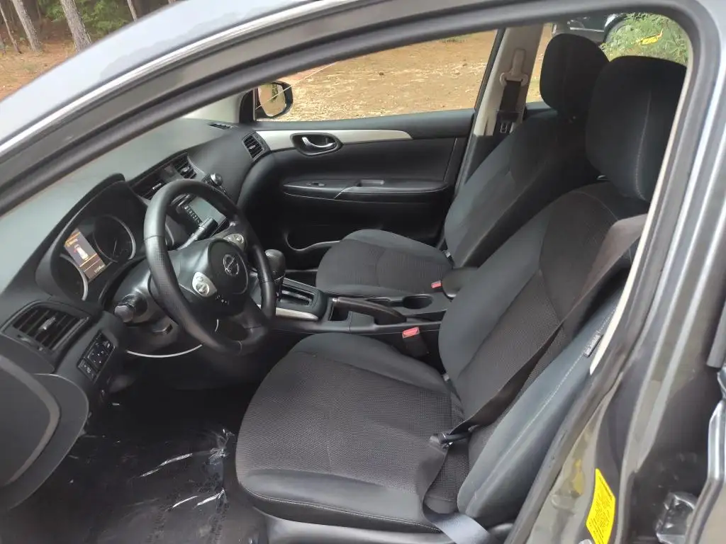 2019 Nissan Sentra S CVT's photo