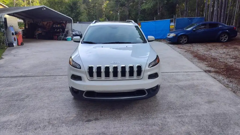 2015 Jeep Cherokee Limited's photo
