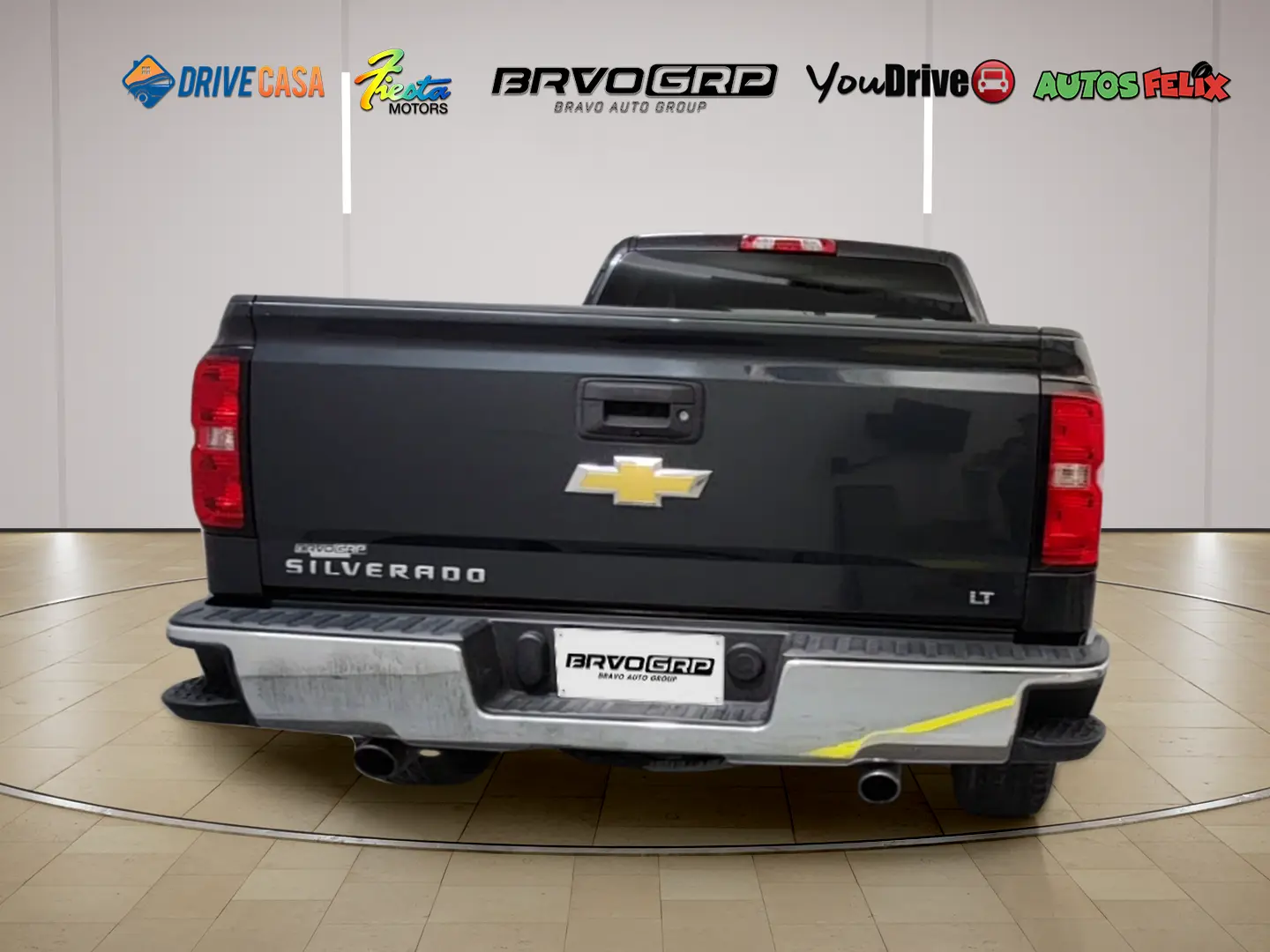 2018 Chevrolet Silverado 1500 LT Double Cab Std Box photo 5