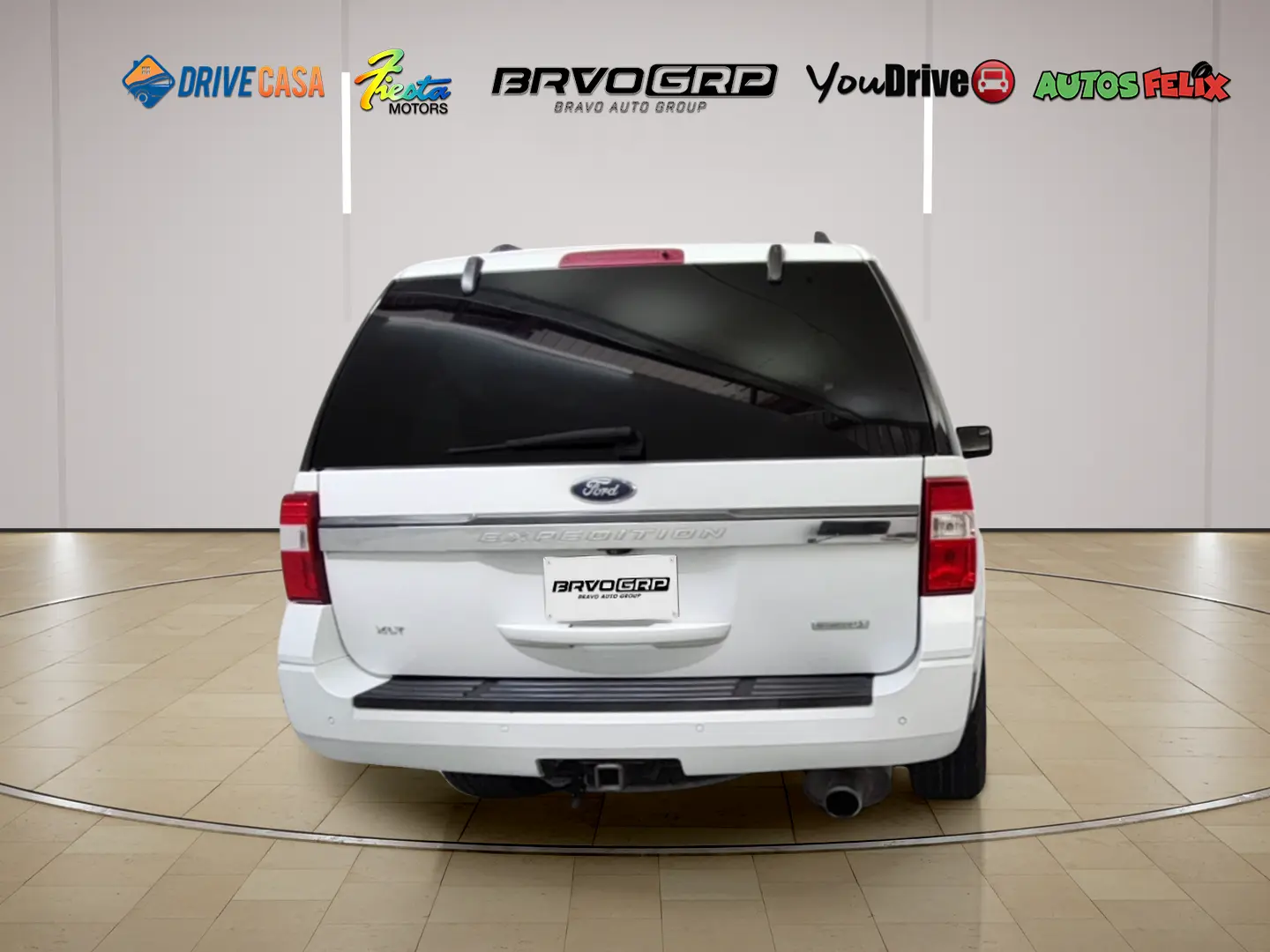 2017 Ford Expedition XLT photo 4
