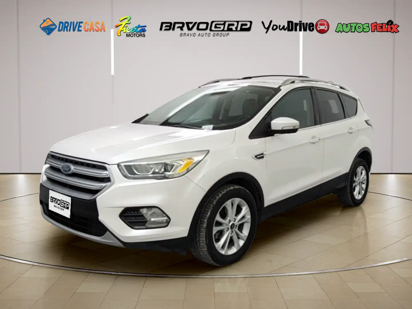 2017 Ford Escape Titanium's photo