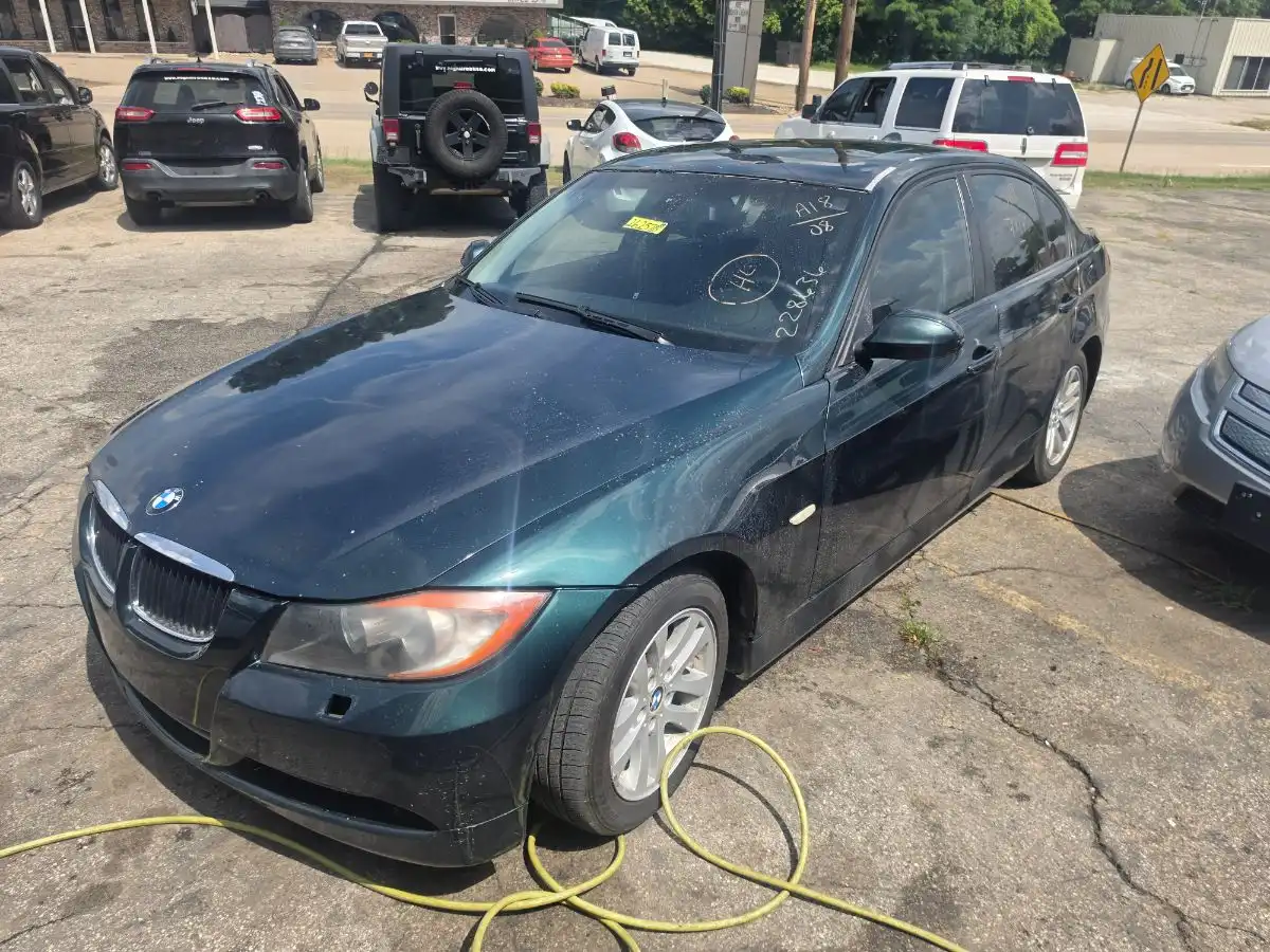 2008 BMW 3 Series 328xi's photo