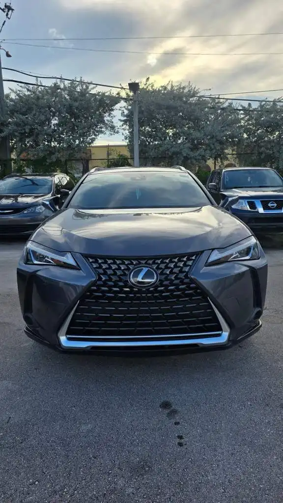 2022 Lexus UX 200 200 FWD's photo