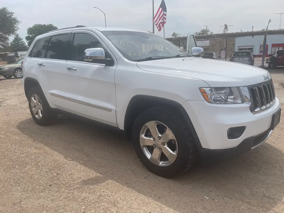 2013 Jeep Grand Cherokee Limited 4WD's photo