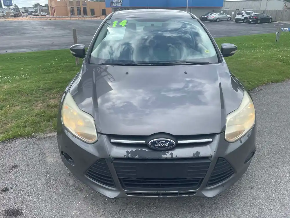 2014 Ford Focus Sedan SE's photo