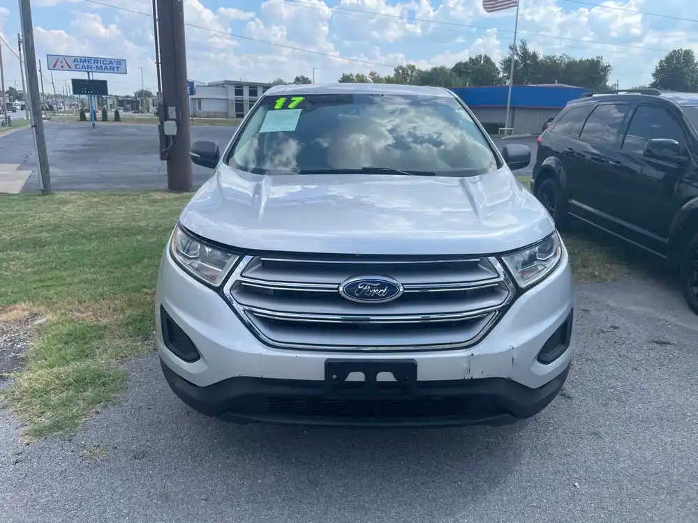 2017 Ford Edge SE's photo