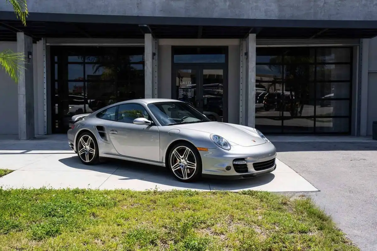 2007 Porsche 911 Turbo Coupe's photo