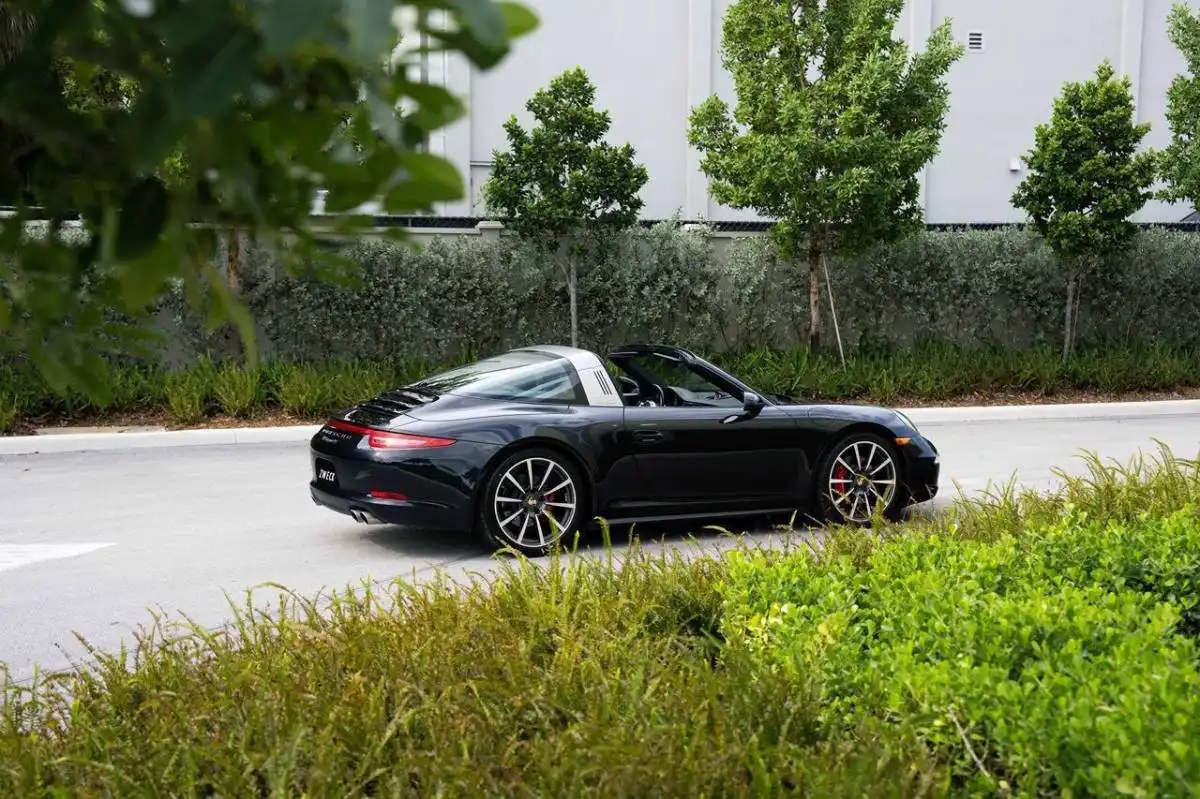 2014 Porsche 911 Targa 4S's photo