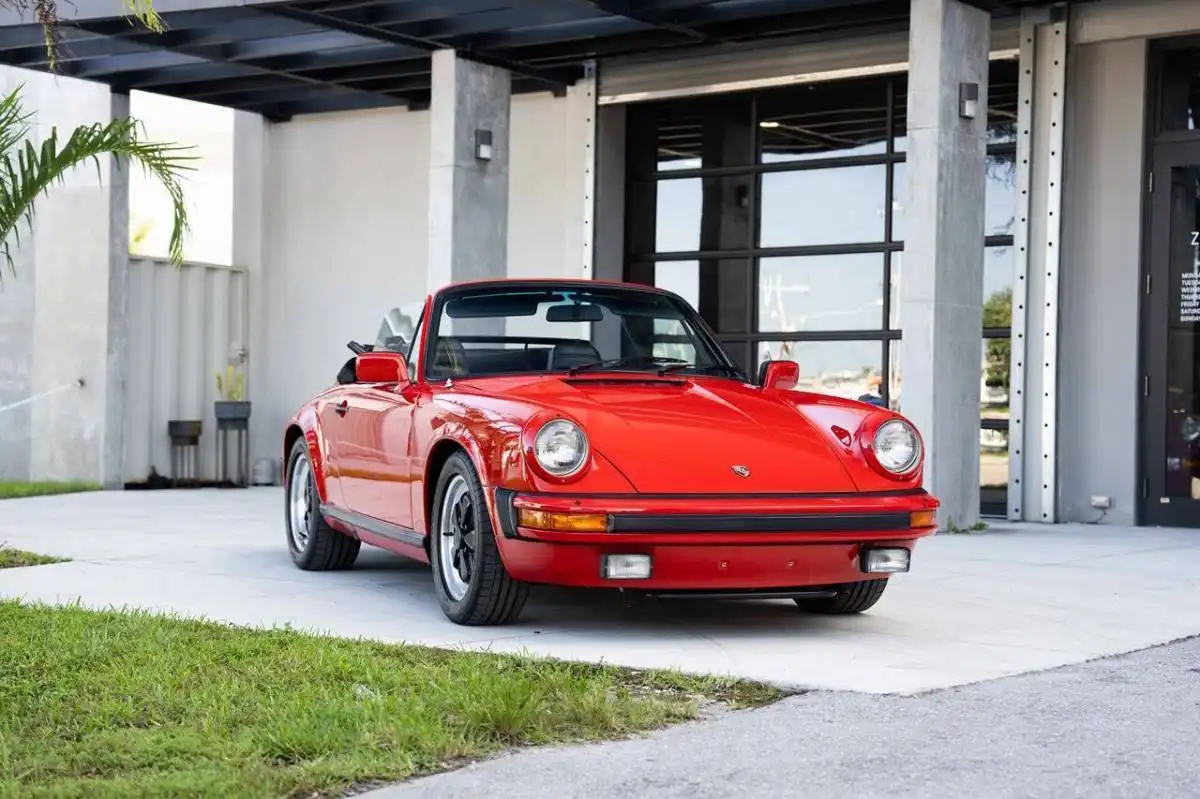 1983 Porsche 911 SC 2dr Convertible's photo