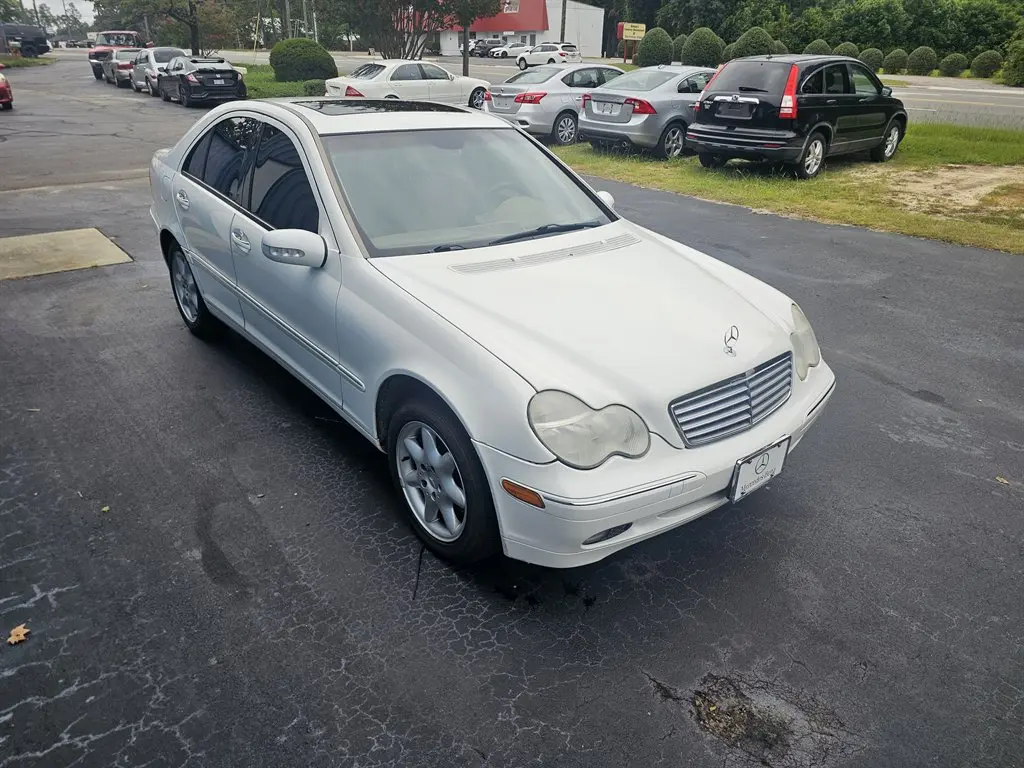 2002 Mercedes-Benz C-Class C320 photo 3
