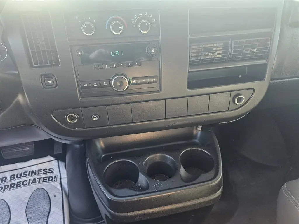 2013 Chevrolet Express Work Van HD 2500 photo 5