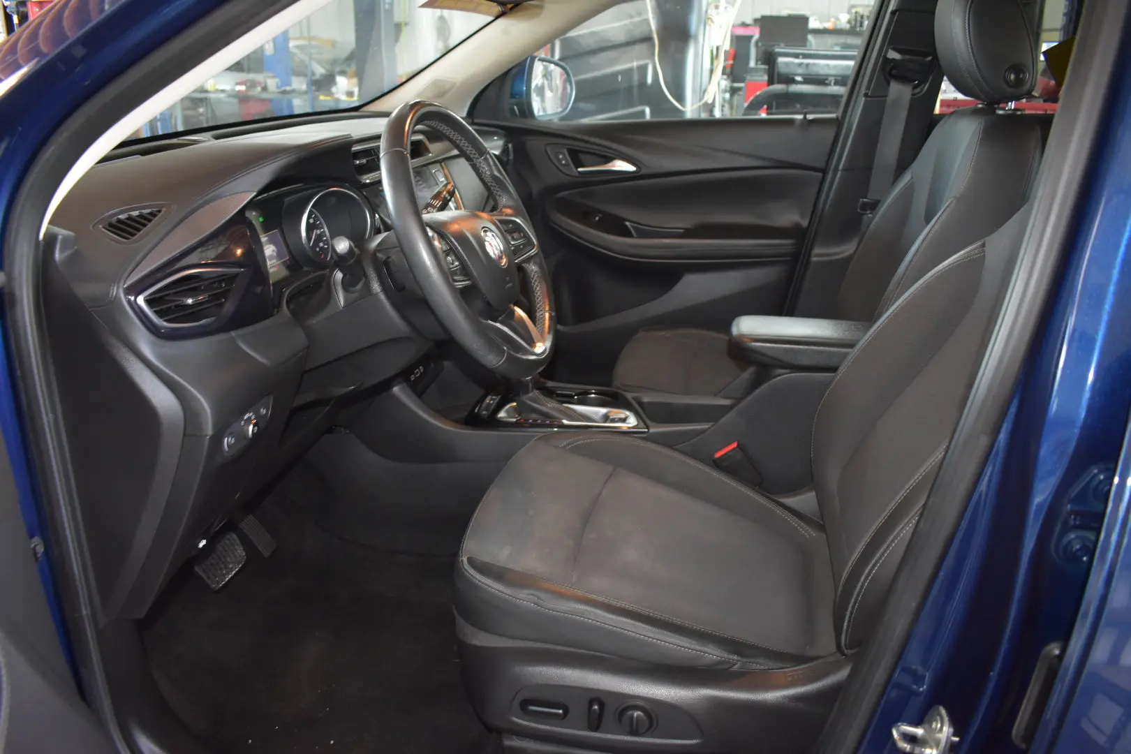 2022 Buick Encore GX Select photo 5